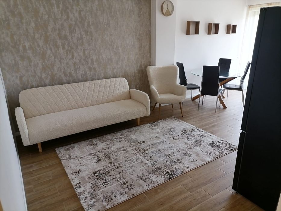 Apartament 2 camere de închiriat