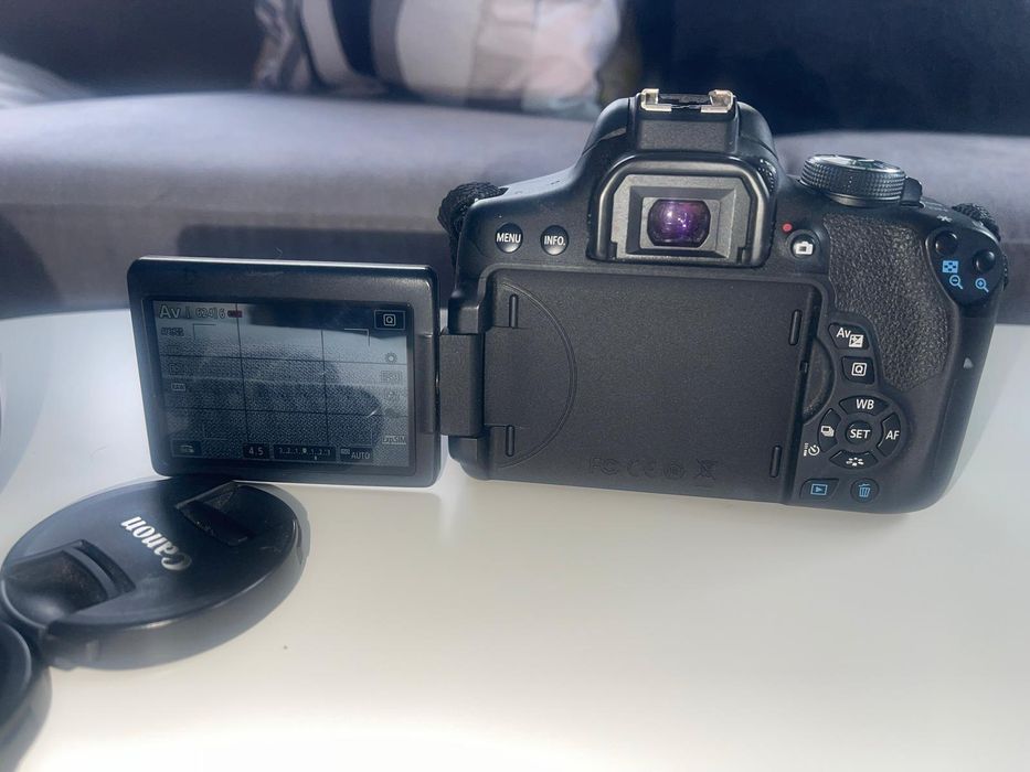 Canon 750 d + обектив 50 mm + варио обектива