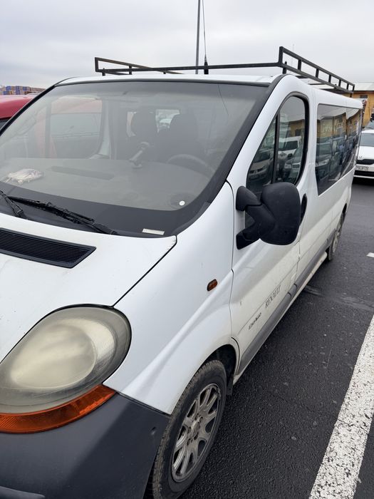 Renault trafic 8+1