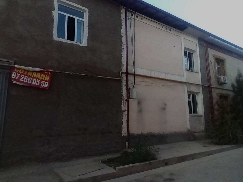 Katej 4 sotiq/ 8 ta xona 2 etaj  srochno sotiladi