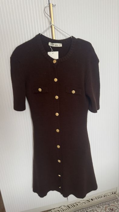 Продам новое платье