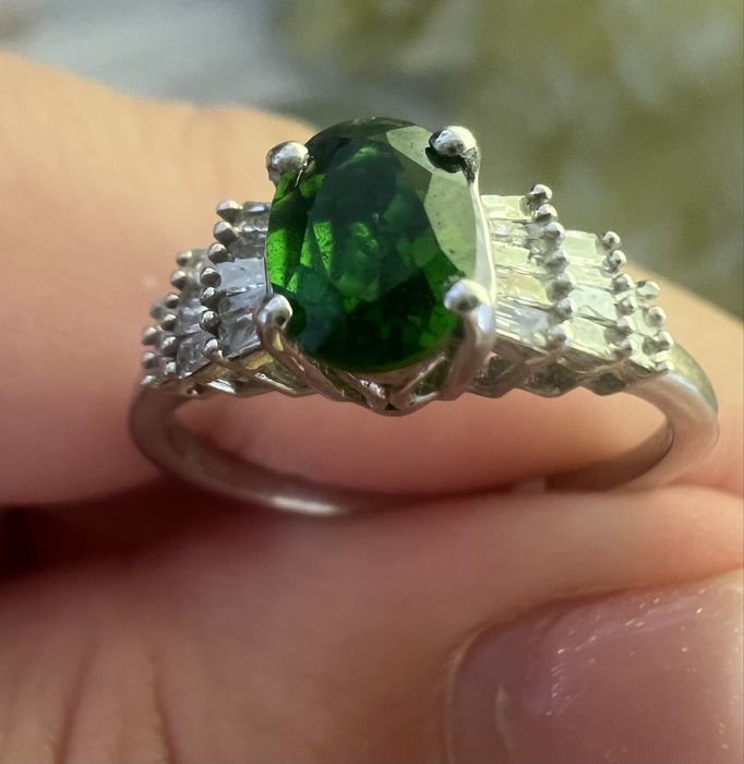 Inel Argint 925 placat cu Aur 14K – Diopsid Chrome & Diamante – 1.00ct