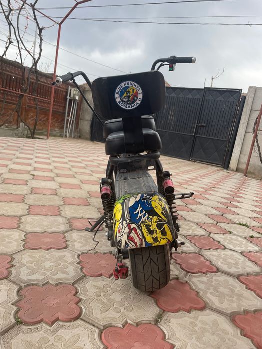 Vând scuter electric mini Harley  autonomie 30-35 km viteza 50 km-h