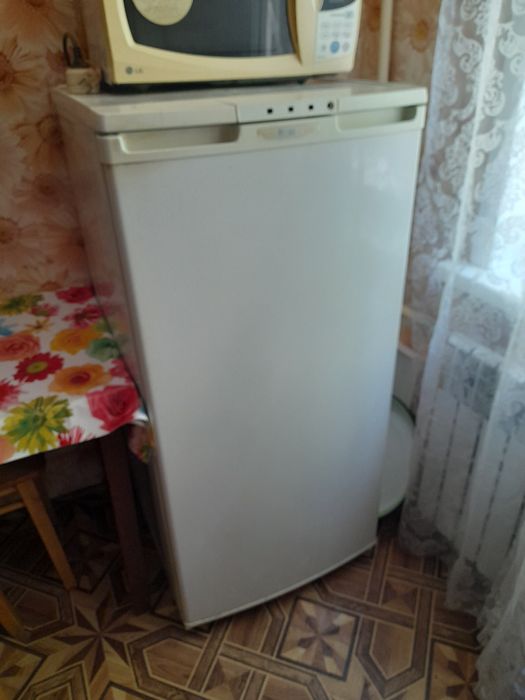 Холодильник на запчасти