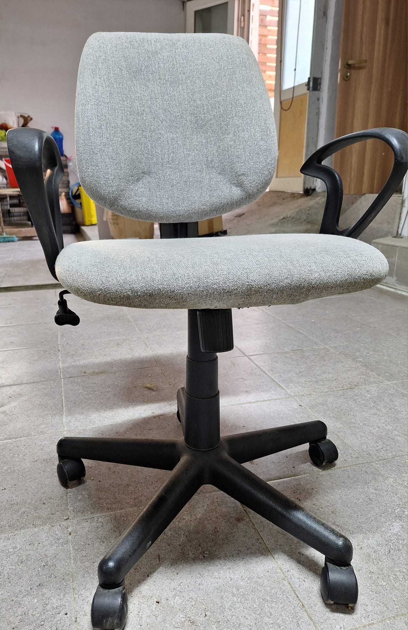 chiuveta noua inox si scaun ergonomic birou