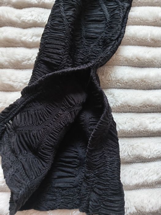 Черна рокля на Reserved р-р L