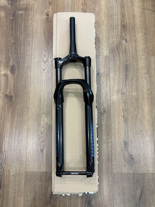 RockShox Judy Silver TK 29" Tapered 130мм 15x110 мм - Гланц