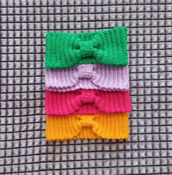 В наличии и на заказ яркие сочные вязанные повязки на голову.