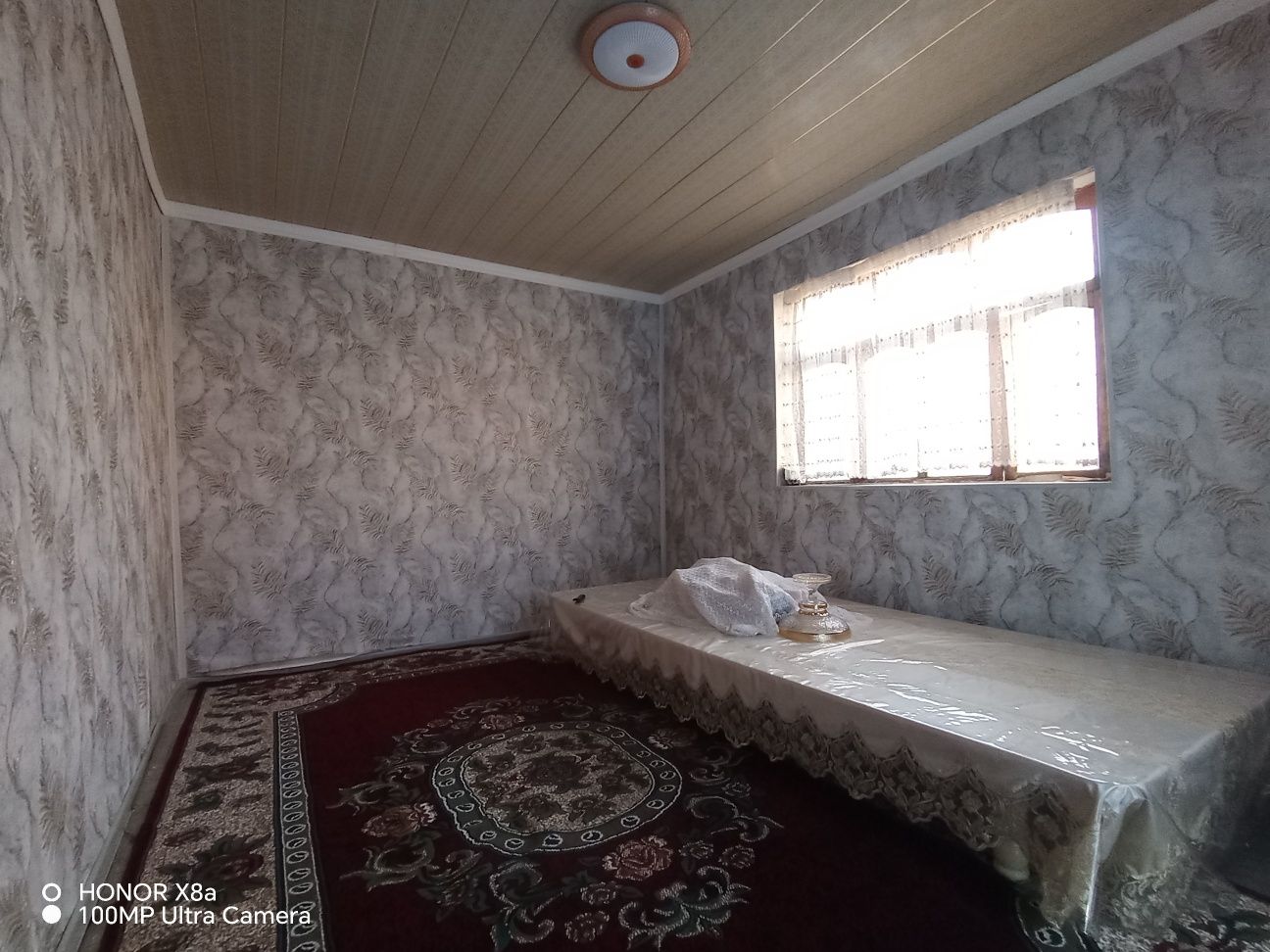 Hovlili uy sotiladi 5 xonali Chirchiq shaxar Haqiqat kochasi 64 chi uy
