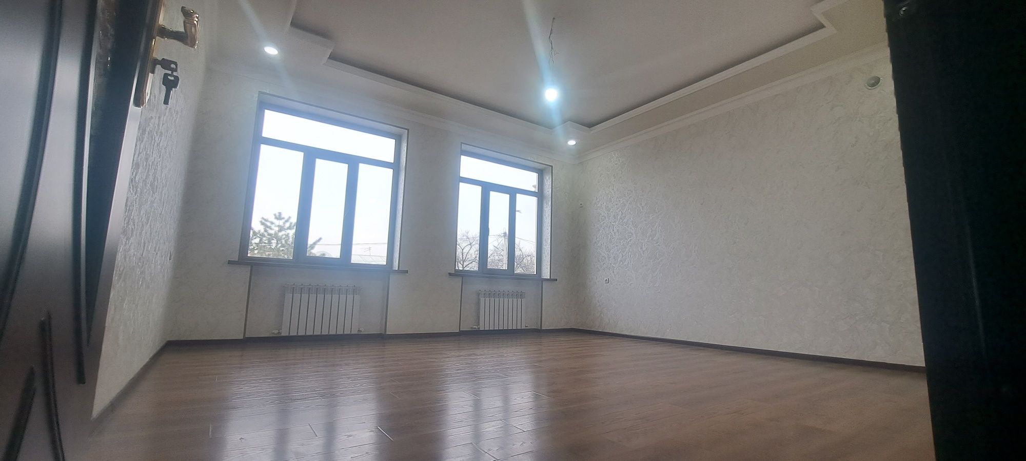 Продаются две по 3 сотки дома в махалле Бободехкон, Юнусабад