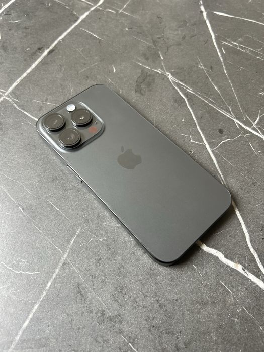 IPhone 15 Pro Black 256GB ICLOUD