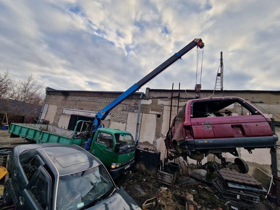 Манипулятор кму донфенг 5 тонн стрела 3 тонн автовышка