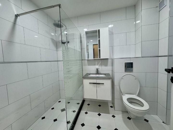 Тристаен апартамент в жк. Христо Смирненски - премиум интериор