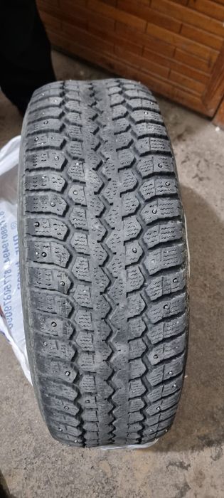 Колеса зима шипы