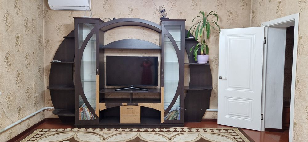 Қонақ бөлме жиhазы сатылады