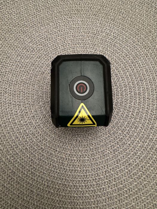 Продавам лазерен нивелир с кръстосани линии Парксайд