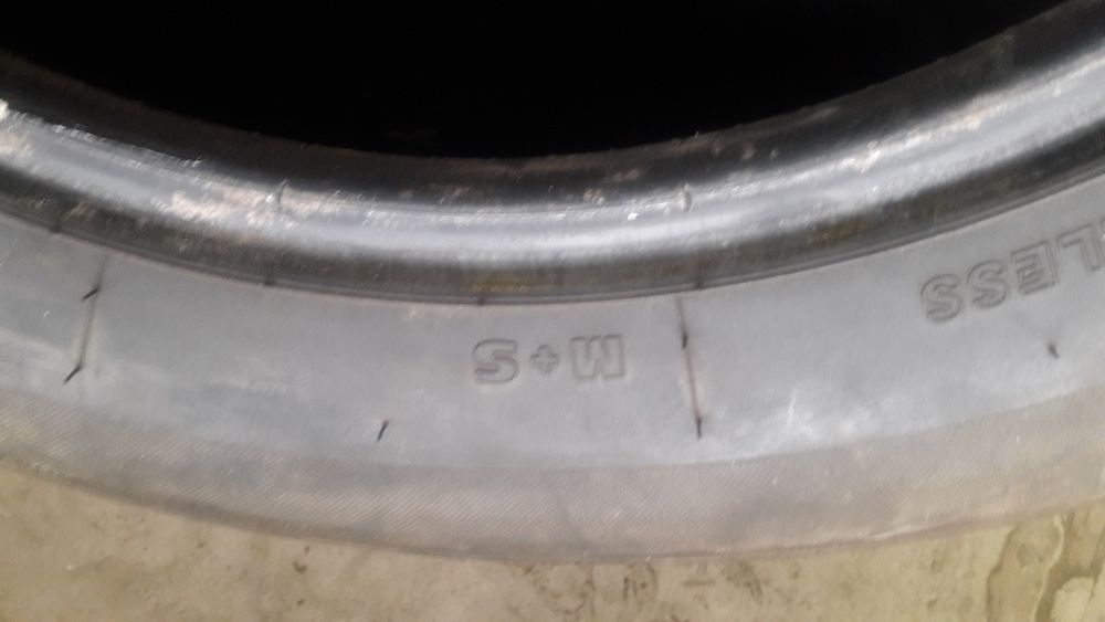 Продавам 4бр джипови гуми 255 55 18 марка ФАЛКЕН на четири сезона !