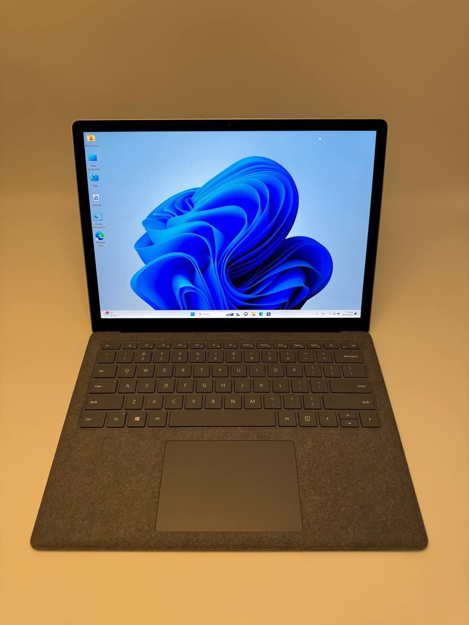 Microsoft Surface Laptop 4