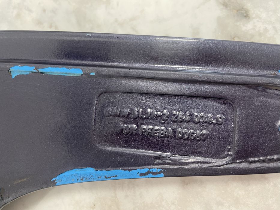 ОЕМ ГТ2 крило Бмв е36 купе