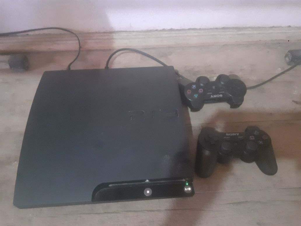 PS3 va Shivaki telivizor 43 lik 20 dan ortiq uyini bor