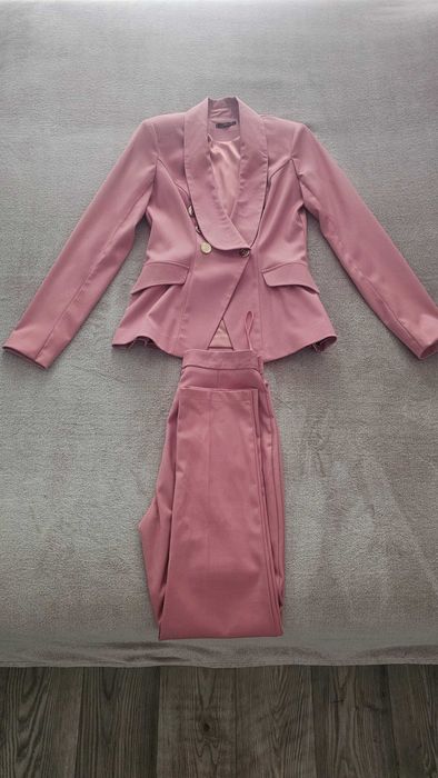 Compleu roz - trandafiriu Bby