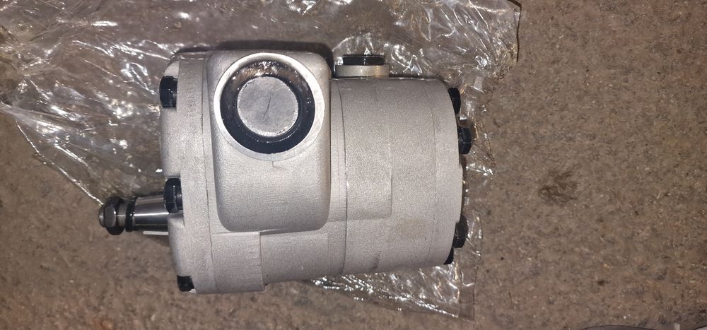 Pompa hidraulica tractor UTB U-650 Sens rotatie	Dreapta
Viteza de rota