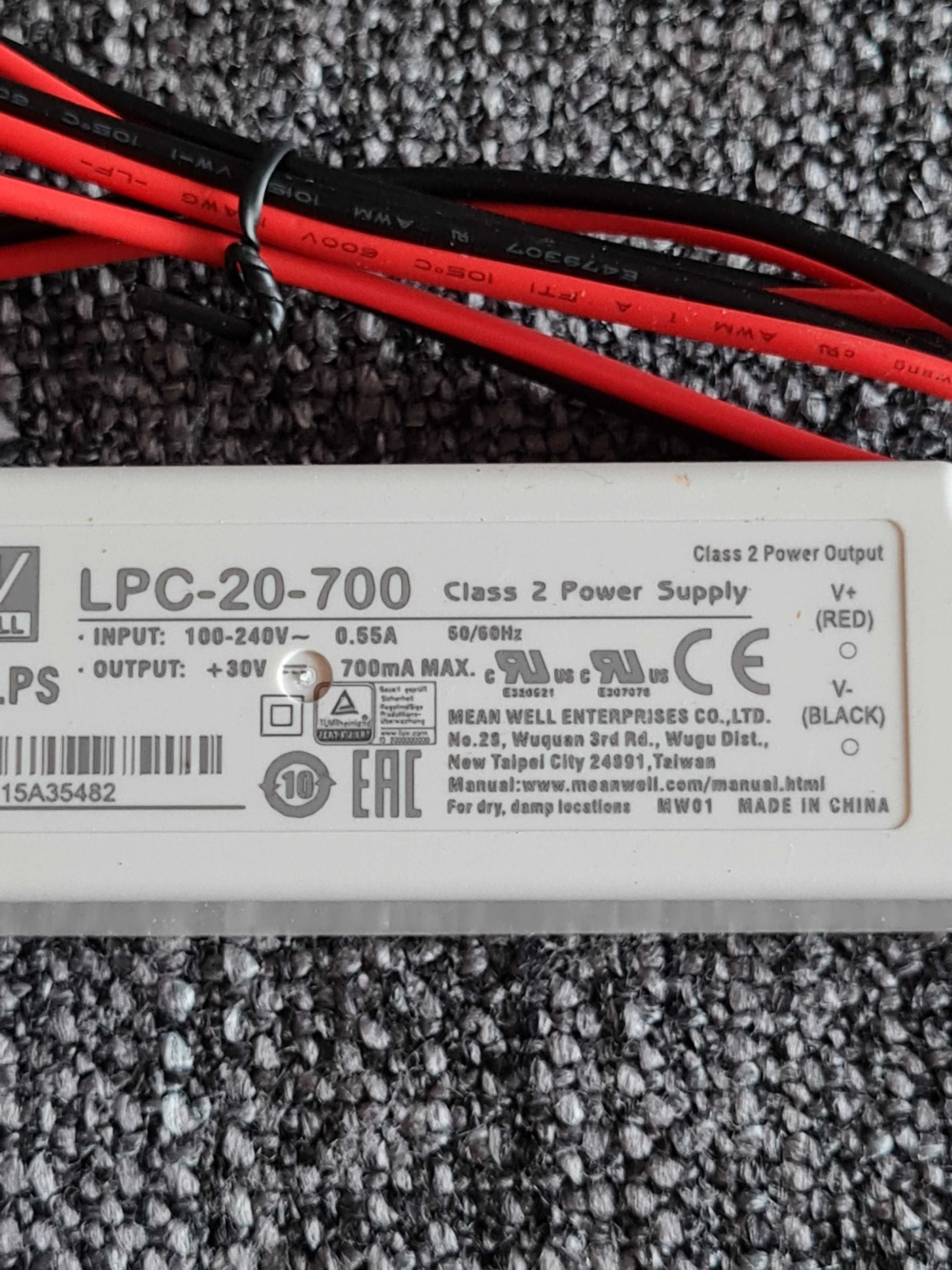 Transformator Profesional LED Mean Well LPC-20-700 IP67 700mA 9 > 30V