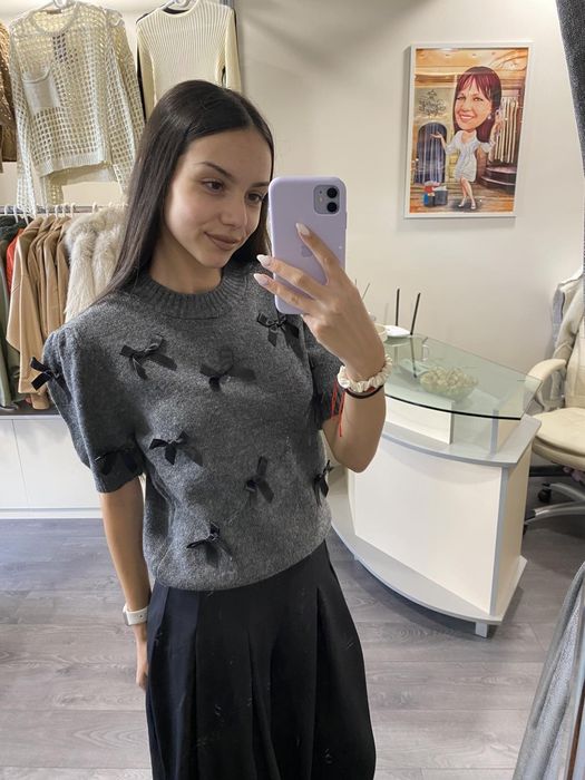 Красив пуловер с панделки универсален размер