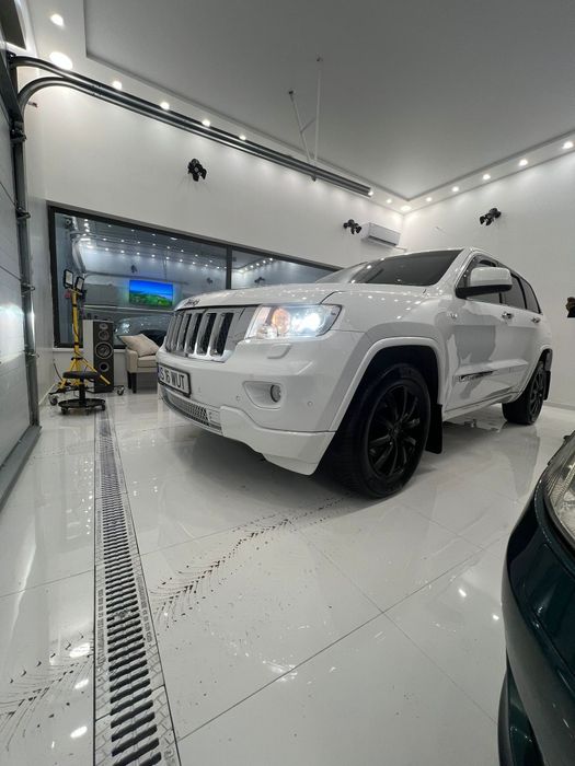Vand Jeep Grand Cherokee 2013 4x4