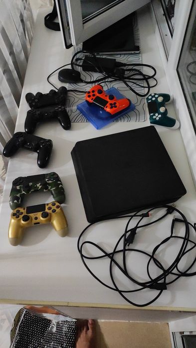 Playstation 4 slim 1tb