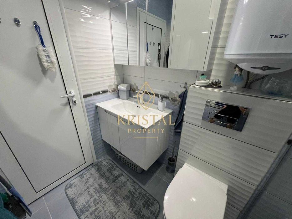 Продава се Двустаен апартамент в к.к. Слънчев бряг - 67 кв.м за 1583 €/кв.м - Снимка #12