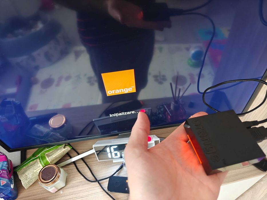 Orange TV box - Smart tv dintr-un tv clasic, tv in străinătate