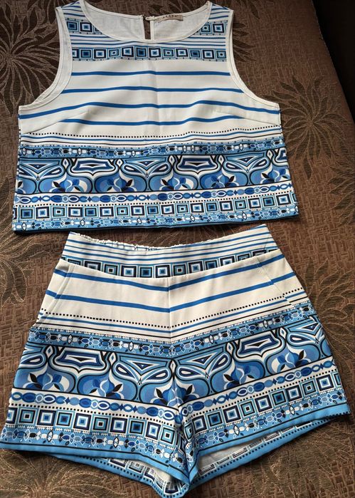 Луксозен Стилен Марков Сет Потниче и къси панталонки VIP Paris France