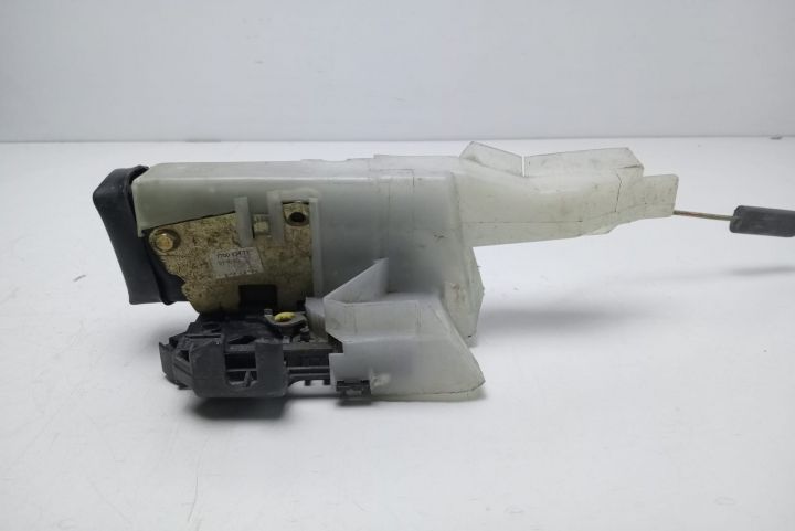 Broasca usa batanta dreapta spate   8200020187 Opel Vivaro A seria