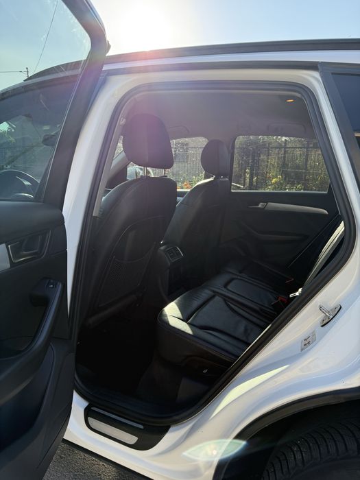 Audi Q5 2011 2.0TDI 177CP Quattro