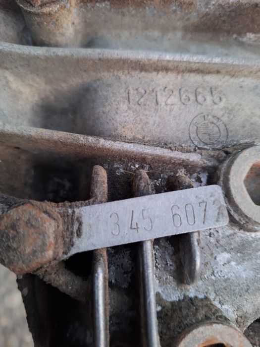 Диференциал за bmw e36 320i