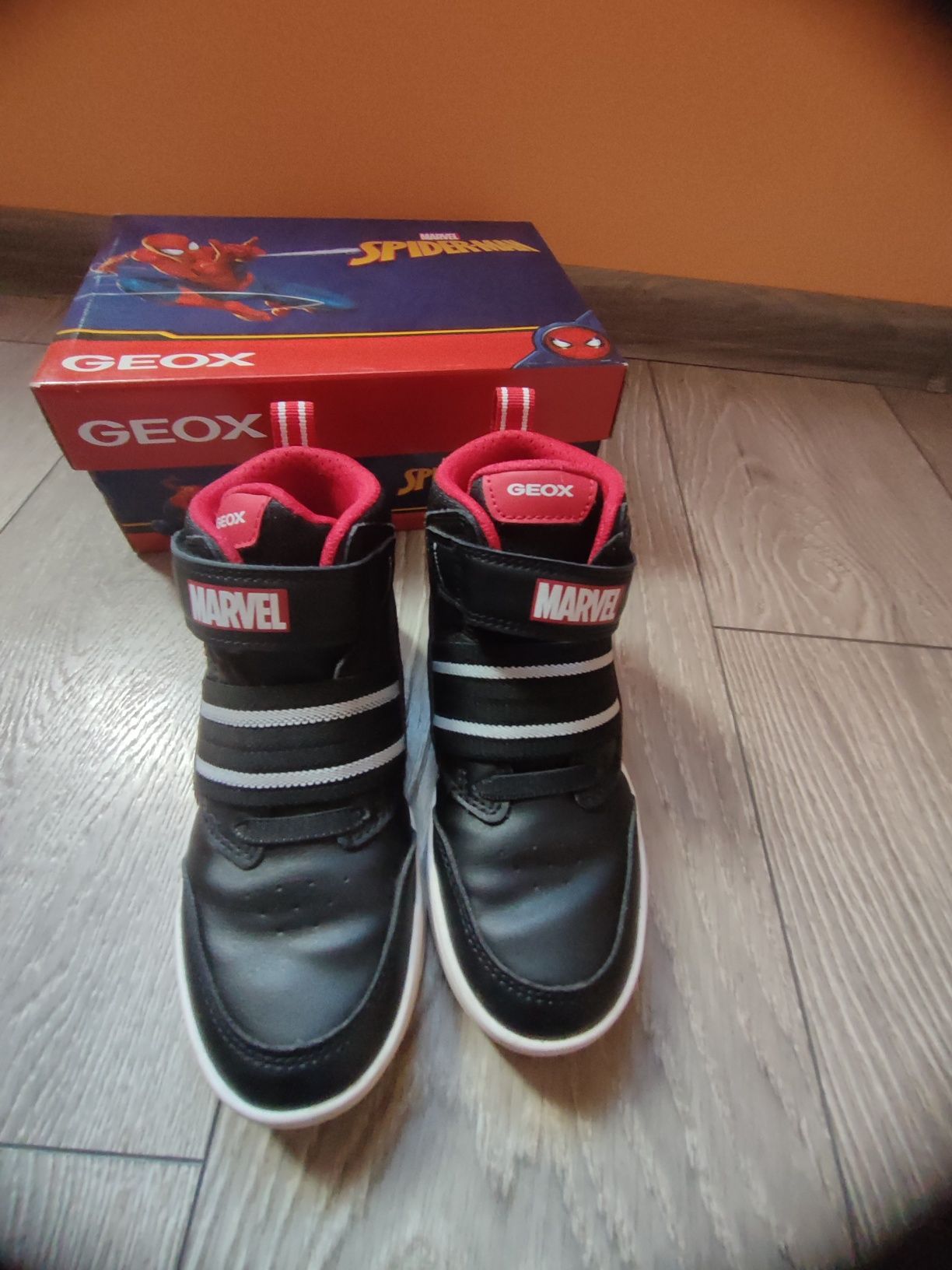 Сникърси Geox Marvel Spiderman j367rd