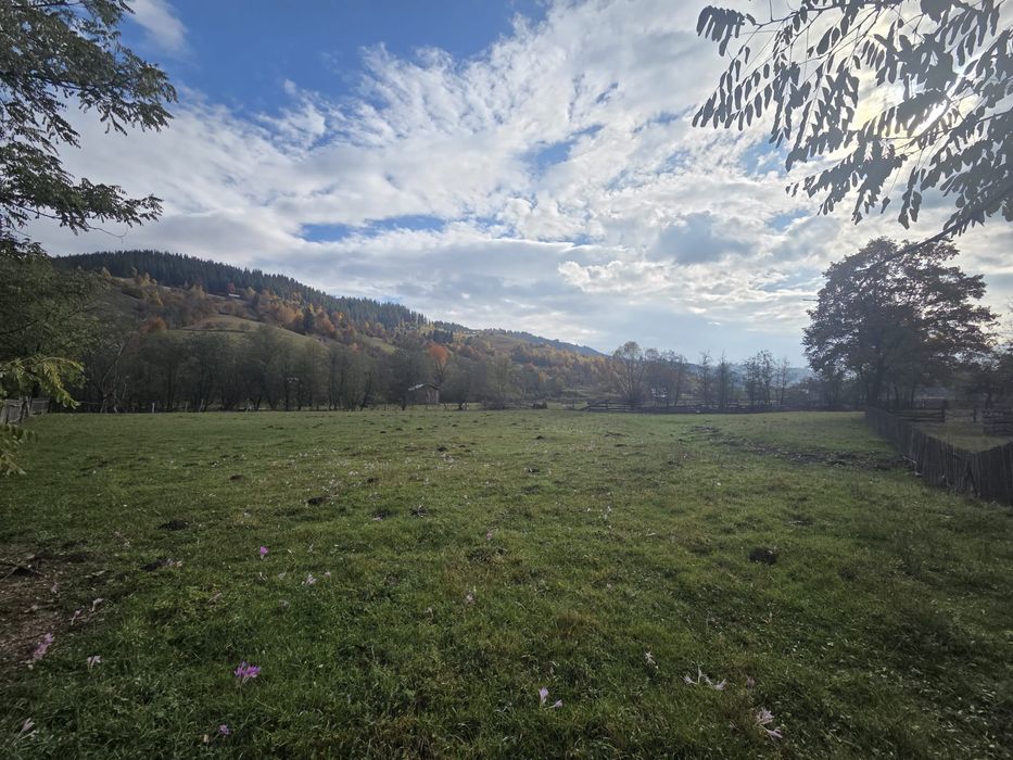 Pamant intravilan de vânzare