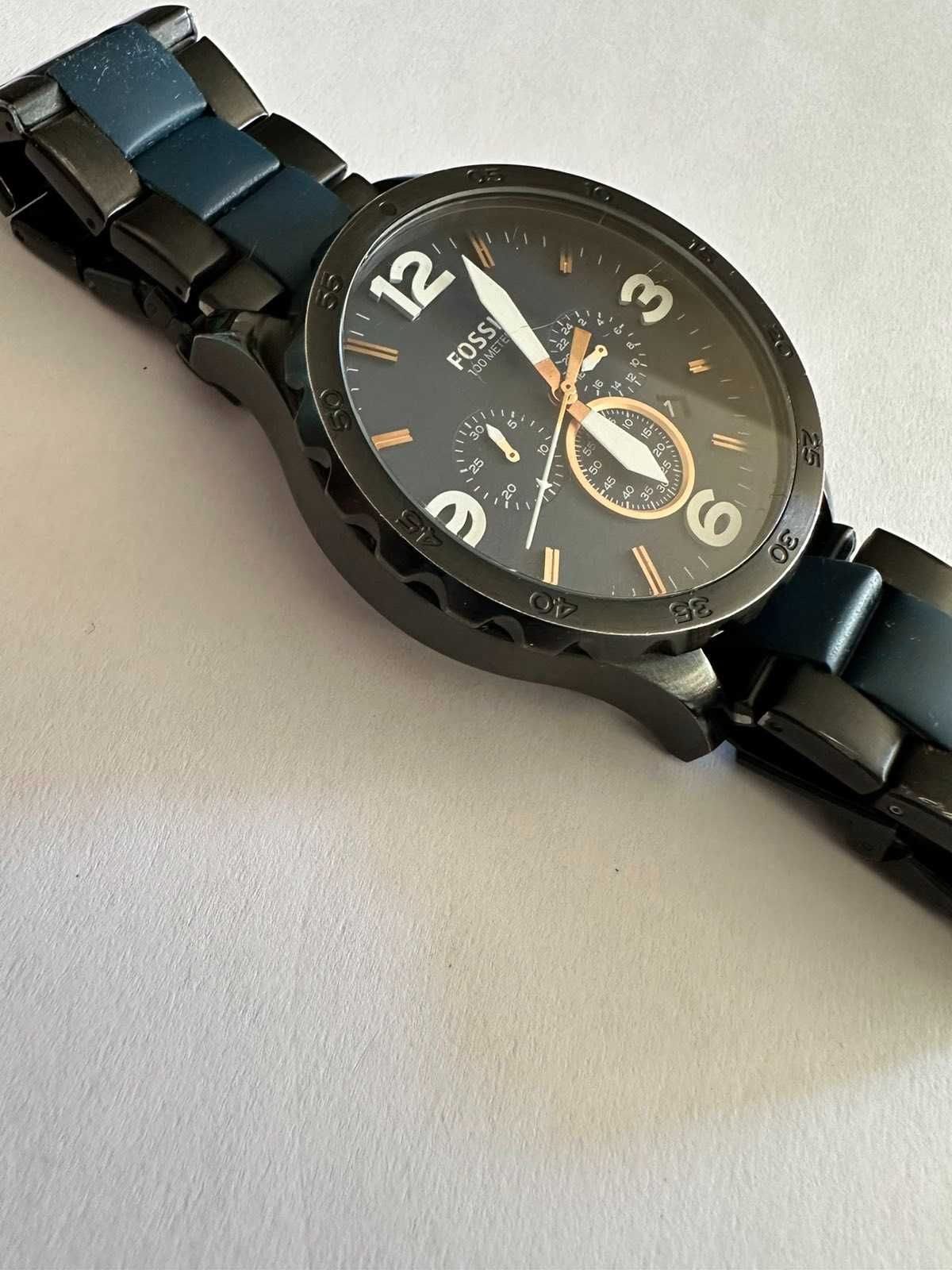 Продавам Часовник FOSSIL JR1494