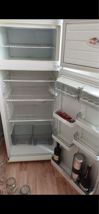 Продам Рабочий холодильник Минск