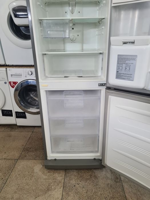 Frigider LG A++ cu Dozator