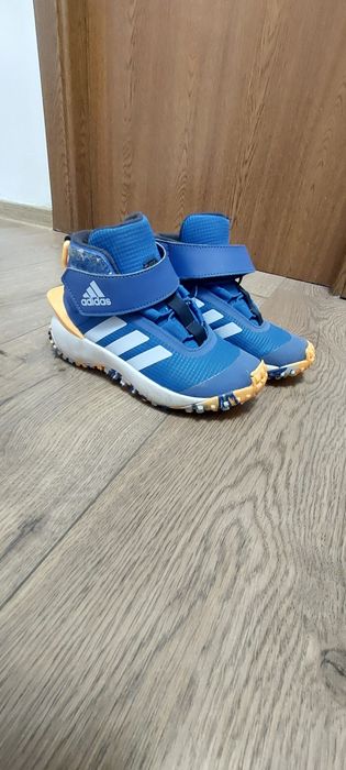 Ghete adidasi adidas mărime 29