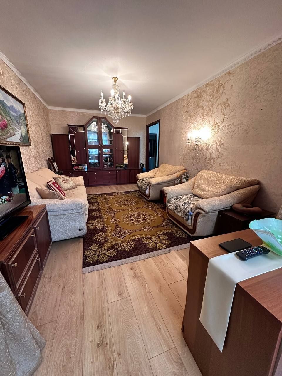 Продаётся 3/2/4 на м-в Феруза ( 77 серия )