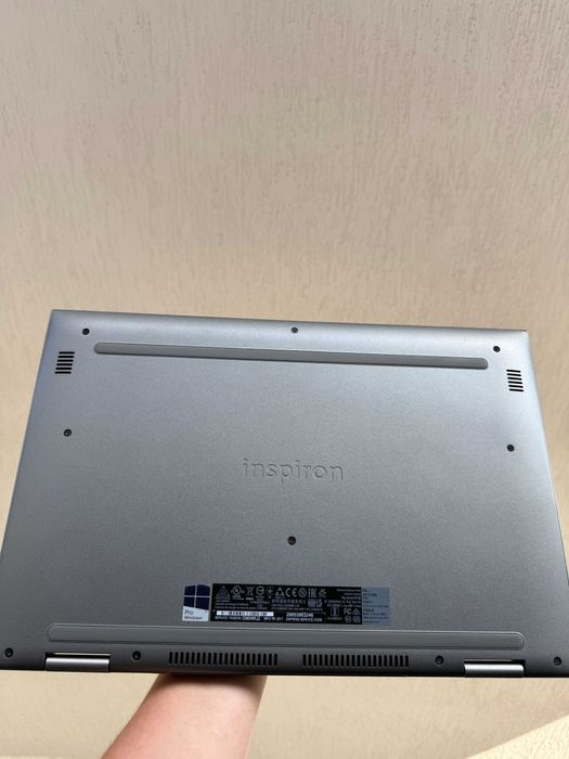 Vand Laptop DELL Inspiron P58F001
