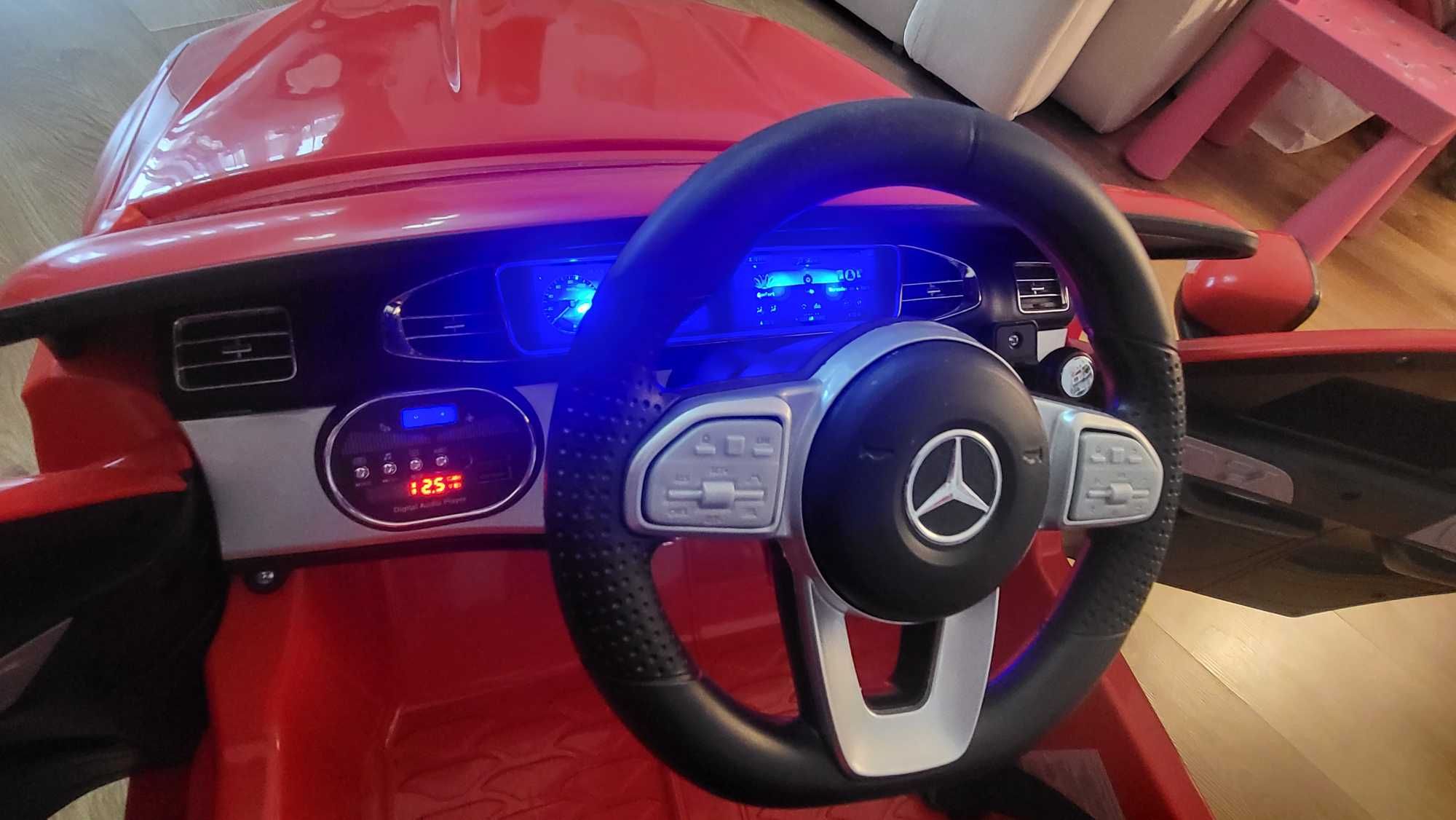 Vand Masinuta electrica cu telecomanda Mercedes GLE450 Red copii