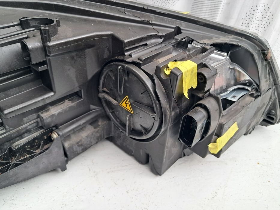 Фар Seat Alhambra