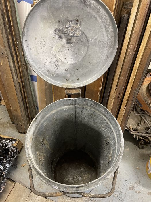 Pubela comunista anii 60/80. ISB