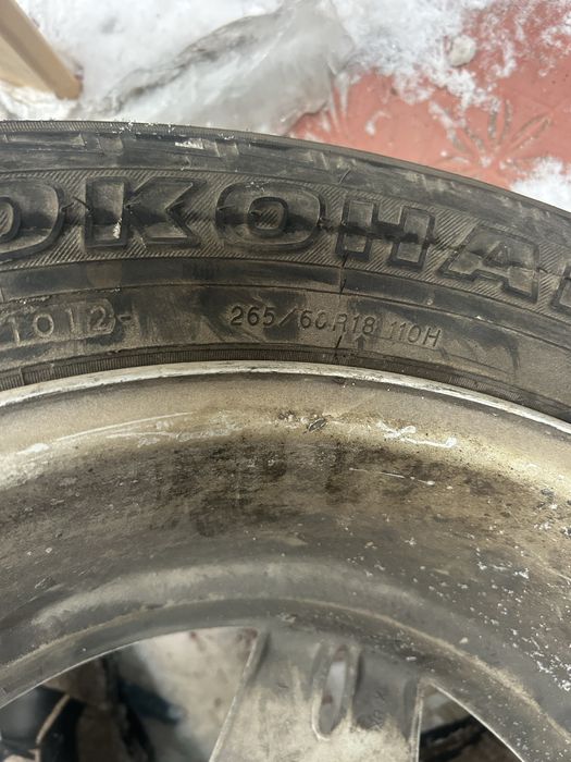 Шина с диском на мерс