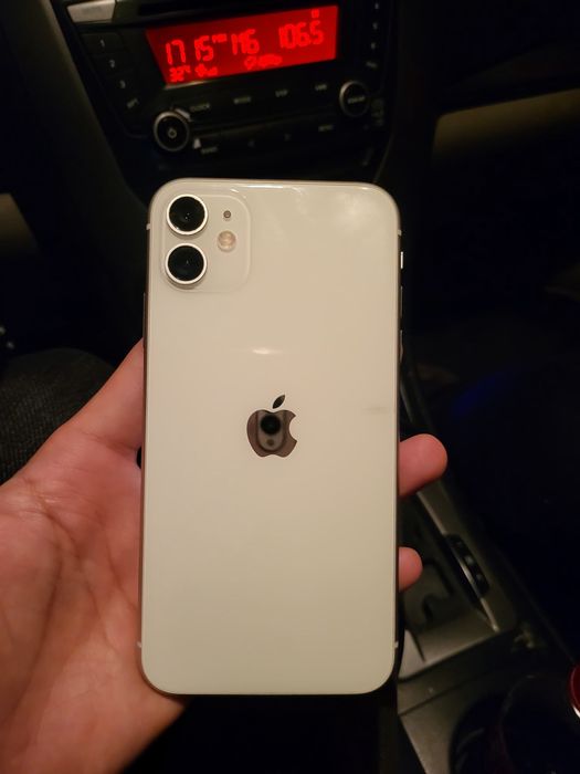 Айфон 11, 128 гб Емкость В Отличном состоянии