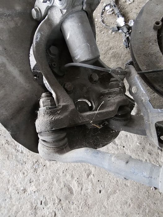 Шенкел с главина бмв е60 bmw e60 шенкели glavina bmw e61 e60